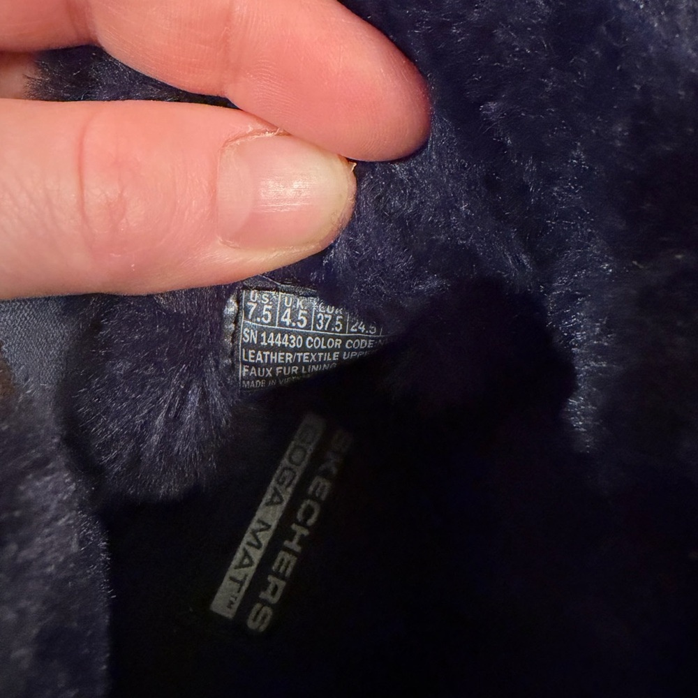 NWOT Skechers Women’s Goga Mat Booties - Picture 7 of 7
